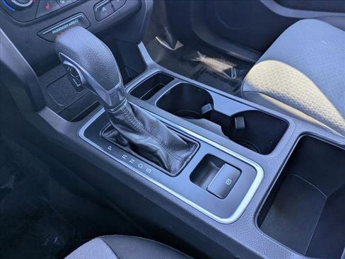 Used 2018 Ford Escape SE image 12