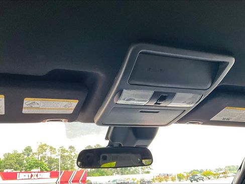 Used 2025 Nissan Frontier Pro-X w/ Pro Convenience Package RWD image 57