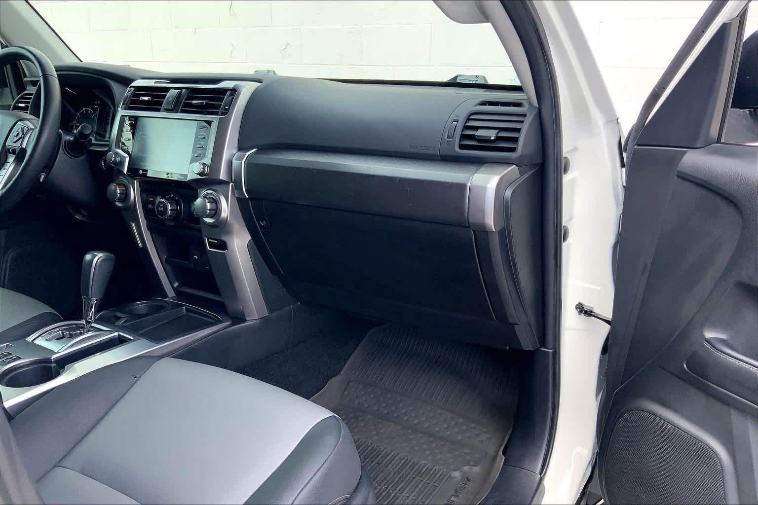 Used 2022 Toyota 4Runner SR5 Premium RWD image 23
