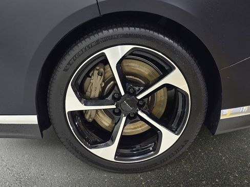 Used 2022 Lucid Air Grand Touring image 36