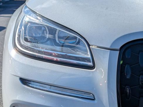 New 2025 Lincoln Corsair Reserve w/ Equipment Group 202A image 10