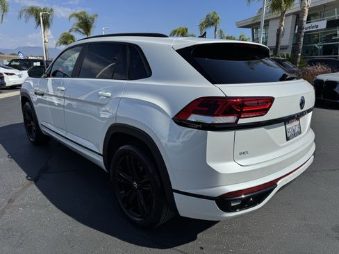 Used 2023 Volkswagen Atlas Cross Sport SEL R-Line AWD/4WD image 14