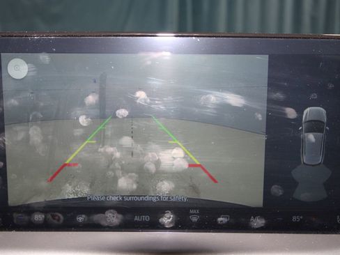 Used 2025 Ford Escape SE image 16