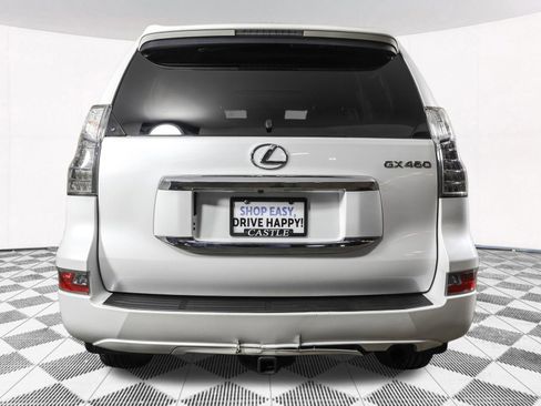 Used 2018 Lexus GX 460 w/ Navigation Package image 19