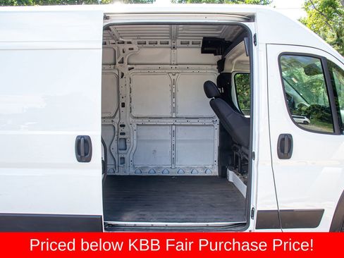 Used 2023 RAM ProMaster 2500 FWD image 14