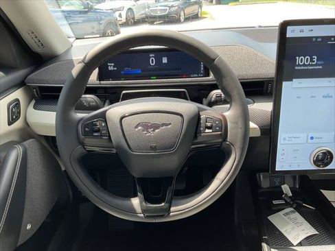 Used 2023 Ford Mustang Mach-E Premium RWD image 23