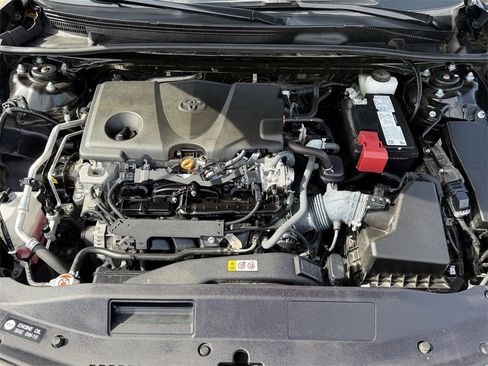 Used 2023 Toyota Camry LE image 30