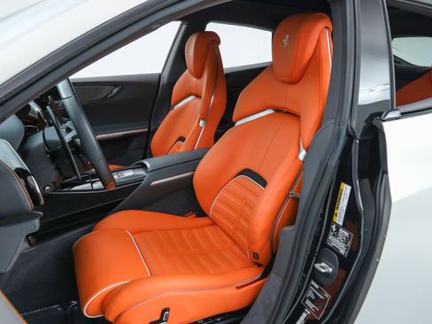 Certified 2024 Ferrari Purosangue image 5