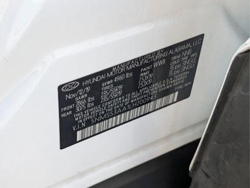 Used 2020 Hyundai Santa Fe Limited image 32