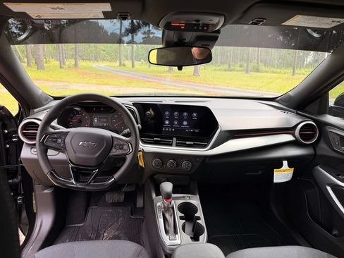 New 2026 Chevrolet Trax RS w/ Driver Confidence Package FWD image 14
