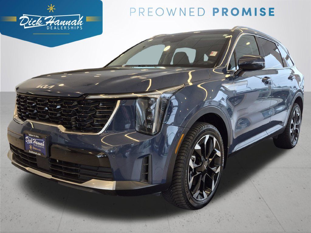 Used 2025 Kia Sorento EX AWD/4WD image 1