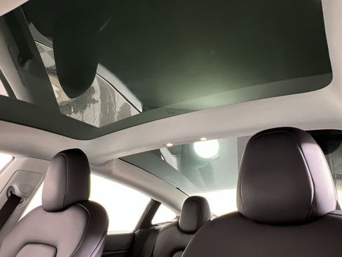 Used 2022 Tesla Model 3 Long Range image 14