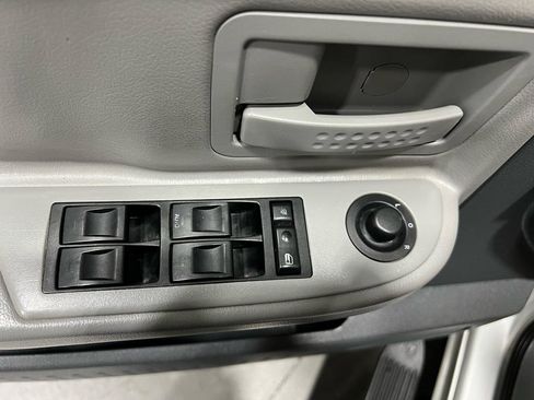 Used 2005 Dodge Dakota SLT w/ Trailer Tow Group image 32