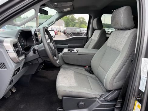 Used 2023 Ford F150 XLT AWD/4WD image 12
