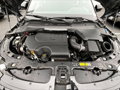 Used 2026 Land Rover Range Rover Evoque S image 12