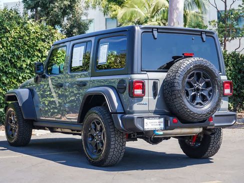 Used 2023 Jeep Wrangler Unlimited AWD/4WD image 4