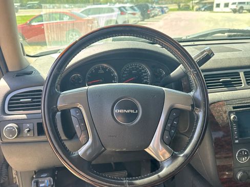Used 2008 GMC Sierra 1500 Denali image 16