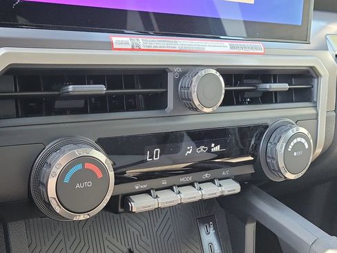 New 2026 Toyota Tacoma TRD Off-Road AWD/4WD image 16