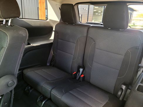 Used 2020 GMC Acadia SLE w/ Driver Convenience Package image 17