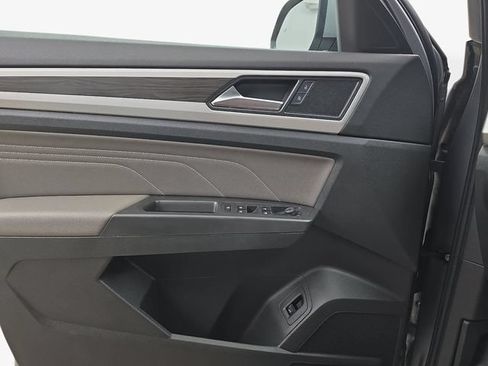Used 2023 Volkswagen Atlas SE w/ Panoramic Sunroof Package FWD image 26
