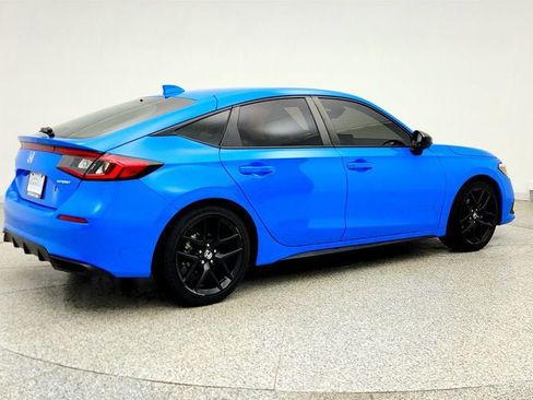 Used 2023 Honda Civic Sport image 5