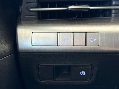 Used 2024 Hyundai Kona SEL FWD image 36