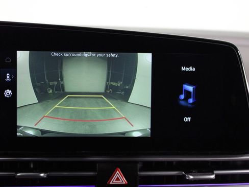 Certified 2024 Hyundai Elantra SEL FWD image 29