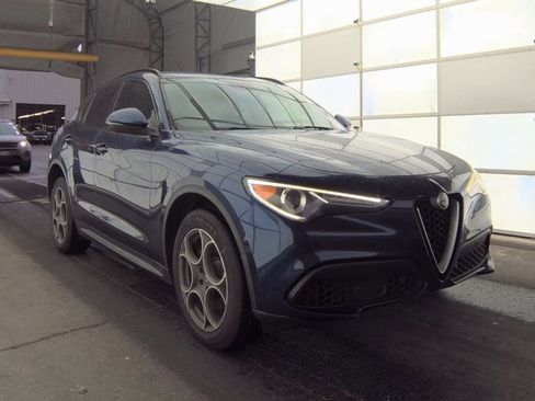 Used 2018 Alfa Romeo Stelvio Sport w/ Quick Order Package 22J Sport image 3