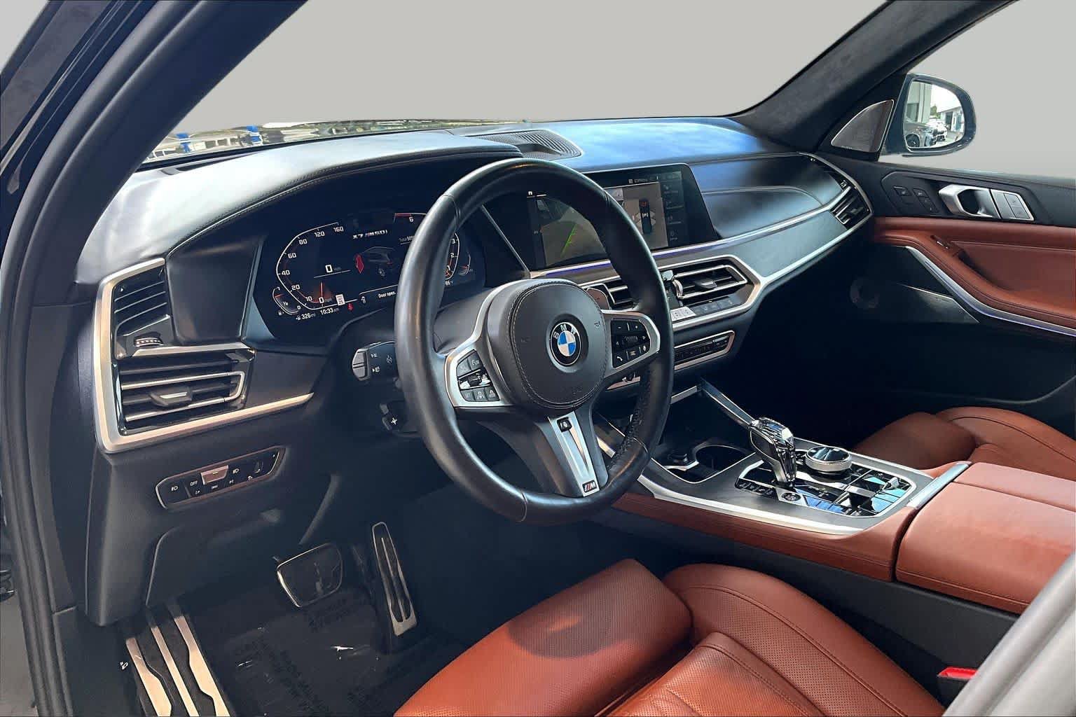 Used 2022 BMW X7 M50i AWD/4WD image 19