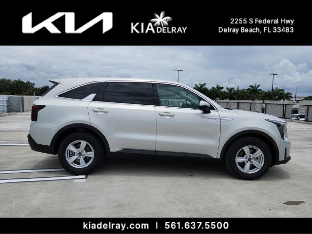 New 2026 Kia Sorento LX FWD image 2