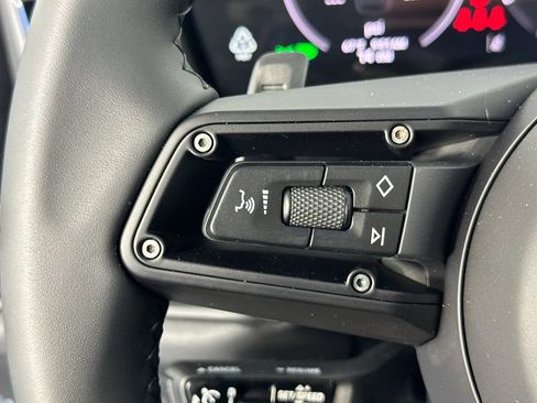 New 2026 Porsche Cayenne GTS AWD/4WD image 29