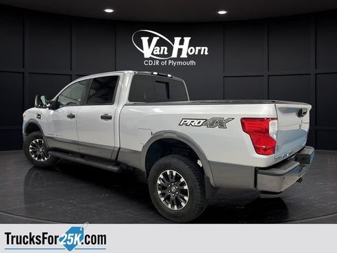 Used 2019 Nissan Titan PRO-4X w/ Pro-4x Utility Package AWD/4WD image 6
