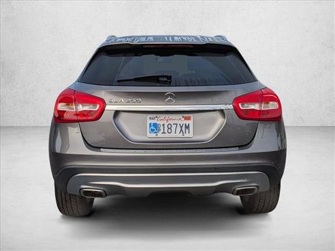 Used 2016 Mercedes-Benz GLA 250 image 7
