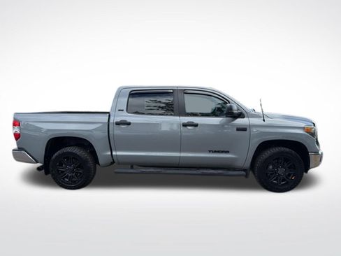 Used 2019 Toyota Tundra SR5 w/ SR5 Upgrade Package AWD/4WD image 2