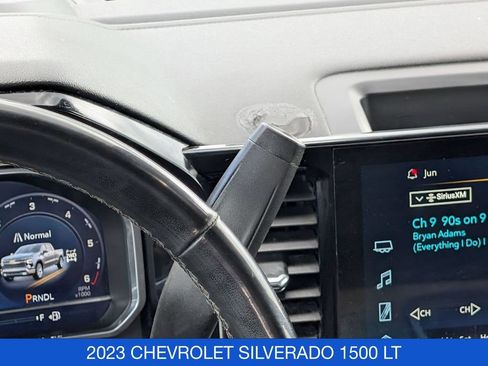 Used 2023 Chevrolet Silverado 1500 LT AWD/4WD image 27