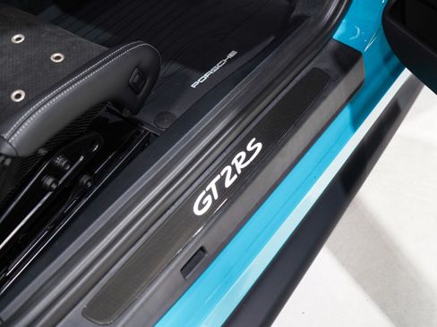 Used 2018 Porsche 911 GT2 RS RWD image 21