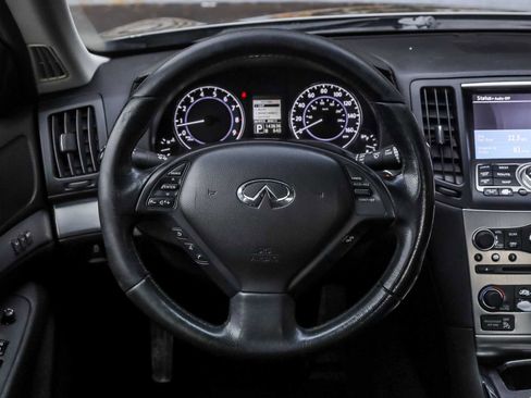 Used 2013 INFINITI G37 x w/ Premium Pkg image 25