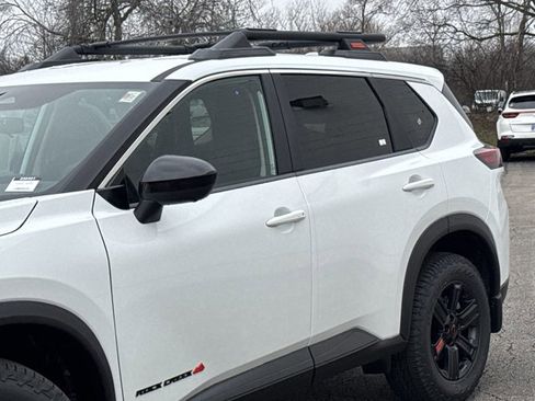 New 2025 Nissan Rogue SV image 42