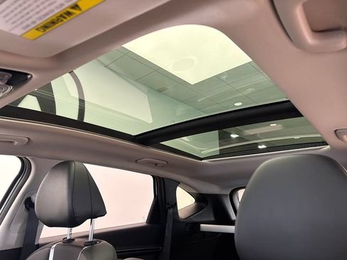 Used 2022 Hyundai Tucson Limited AWD/4WD image 10