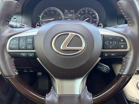 Used 2018 Lexus ES 350 w/ Luxury Package w/Wood Trim FWD image 7