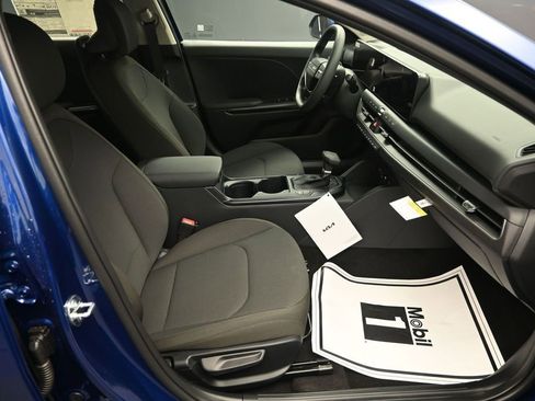 New 2026 Kia K4 LXS image 35