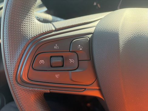 Used 2025 Buick Envista Preferred FWD image 13