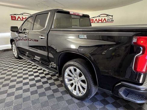 Used 2019 Chevrolet Silverado 1500 High Country w/ Technology Package AWD/4WD image 5
