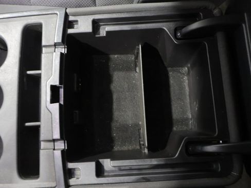 Used 2018 Chevrolet Silverado 1500 LT w/ All Star Edition image 30