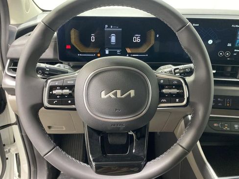 New 2026 Kia Carnival image 11