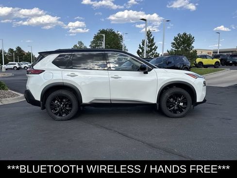 Used 2023 Nissan Rogue SV w/ SV Premium B Package AWD/4WD image 3