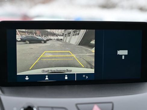 Used 2021 Acura RDX SH-AWD image 26