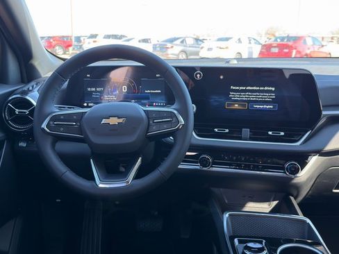 New 2026 Chevrolet Equinox LT image 25