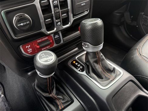 Used 2022 Jeep Gladiator Mojave w/ LED Lighting Group image 18