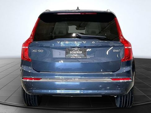 Certified 2024 Volvo XC90 B6 Ultimate w/ Protection Package Premier AWD/4WD image 5